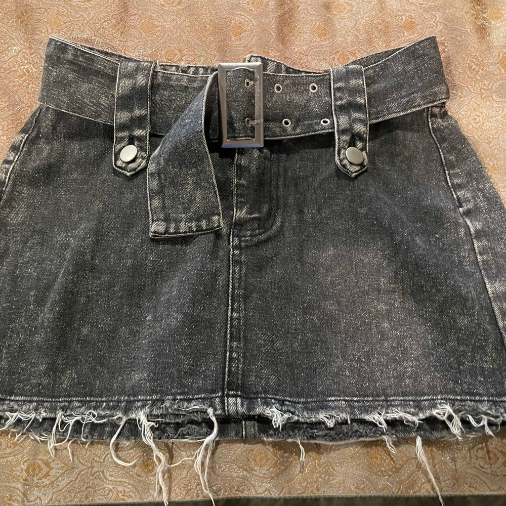 HYFVE XS Mini Gray Denim Belted Skirt